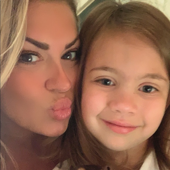 Meet your Posher, Kameron - Picture 2 of 3